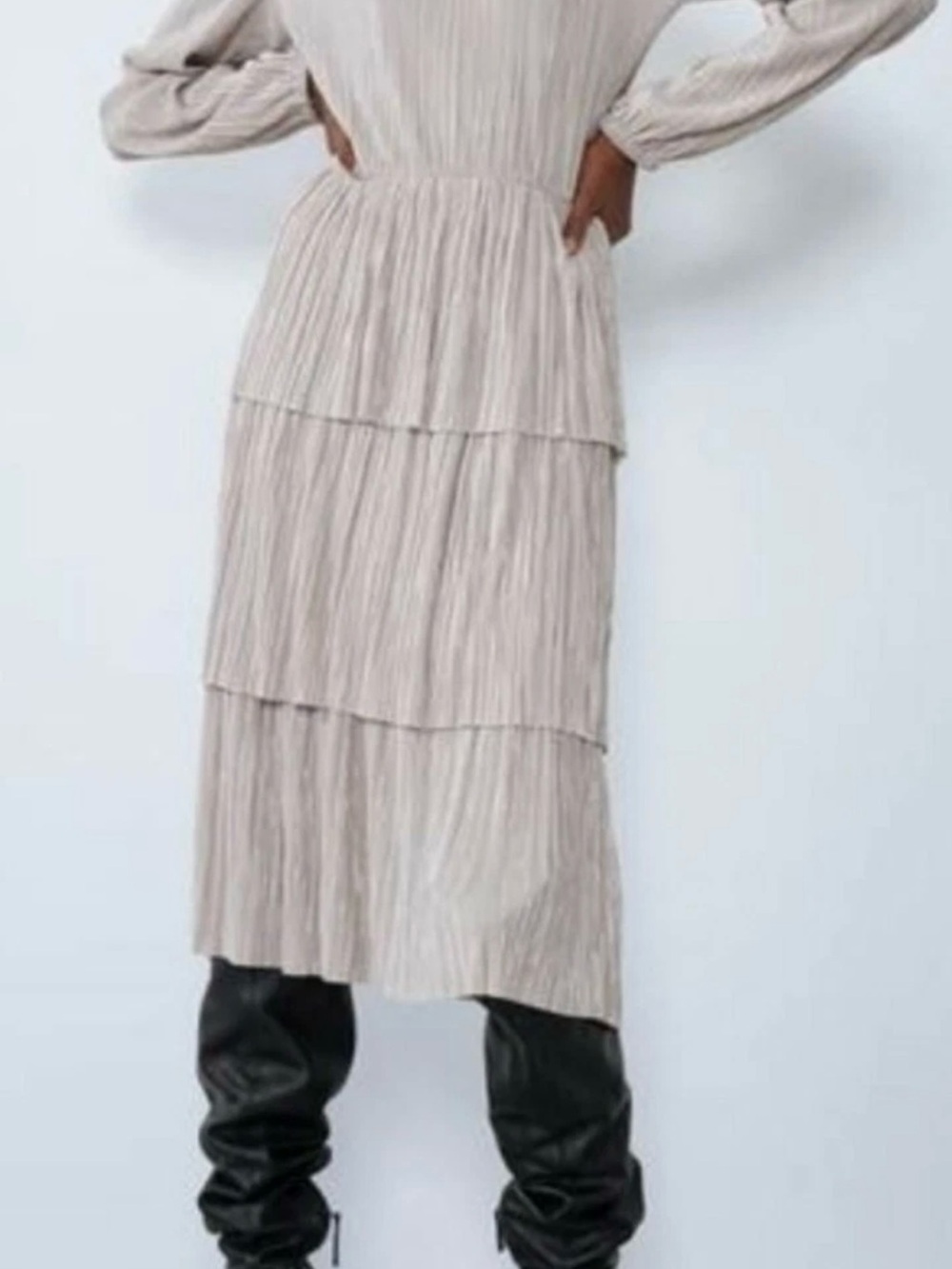 Tiered Midi Skirt in blush